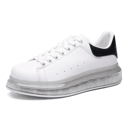 Freizeitschuhe mit Luftpolsterung in der Handfläche