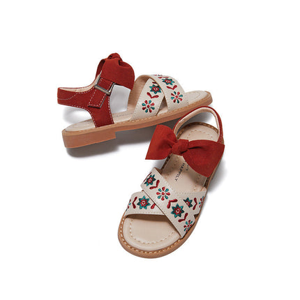 Breathable baby-kids shoes with soft soles, floral paBaby-Kinderschuhe - Große, weiche Kinderschuhe für Mädchen.Baby-Kinderttern, and bow design.