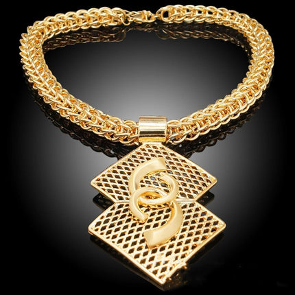Dubai Gold 18 Karat vergoldetes Schmuckset mit übertriebenem Anhänger