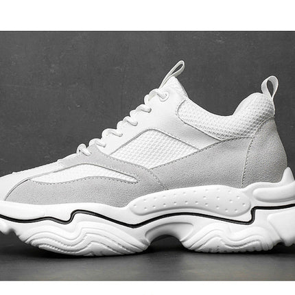 Herrenschuhe mit farblich passender, modischer, mittelhoher Ferse und unsichtbarer, höhenverstärkender Rindsledernaht