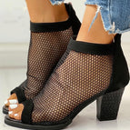 Black / 35
