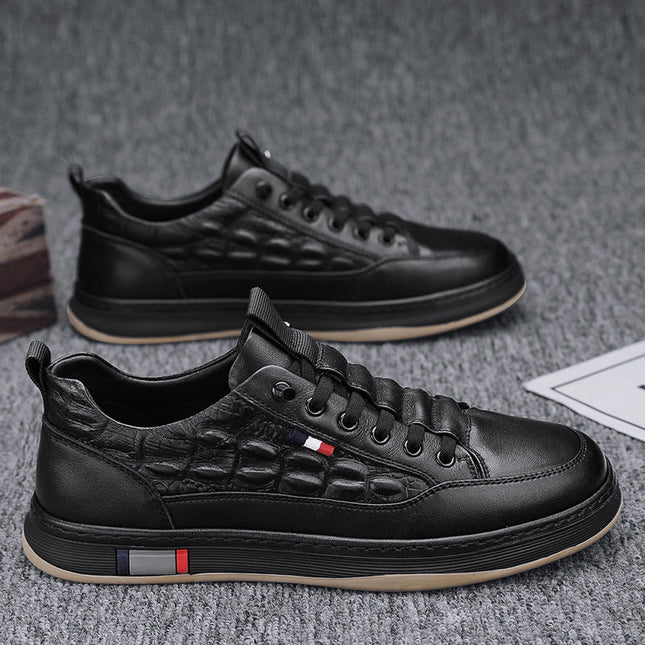 Breathable men's canvas casual shoes for autumn in black, low heel, rubber sole.