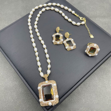Europäischer amerikanischer und französischer Stil leichter Luxus lichte mpfindlicher Stein Schmuck